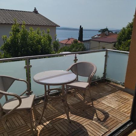 Vila Zdenka Apartmants Crikvenica Exterior foto